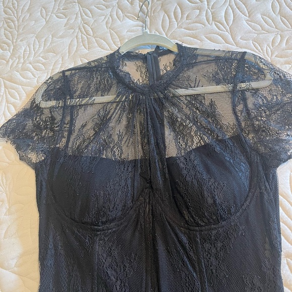 Lulus women’s Large black lace bodysuit - Picture 2 of 5